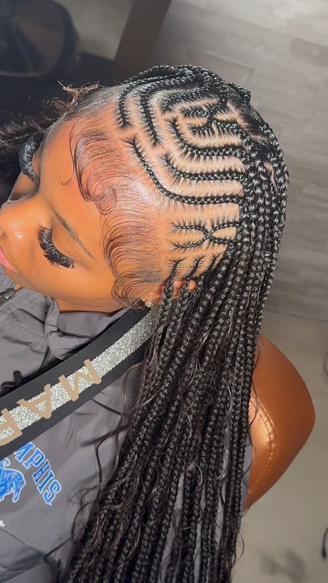 Long feed-in braids with crisp parts